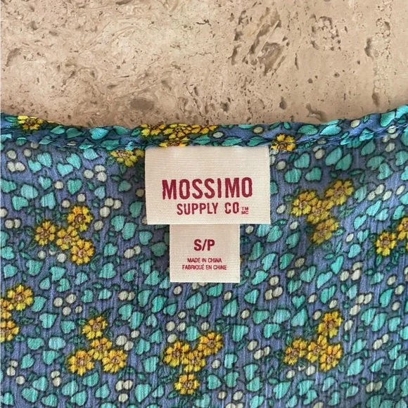 MOSSIMO Ditzy Floral Ruffled Tank - Picture 4 of 4